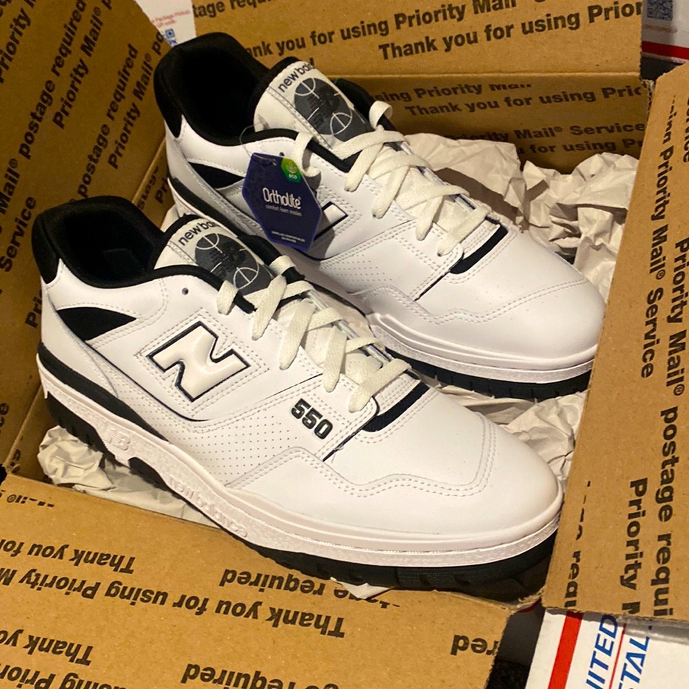 New Balance 550 - White and Black - Mens 13 - New - with box